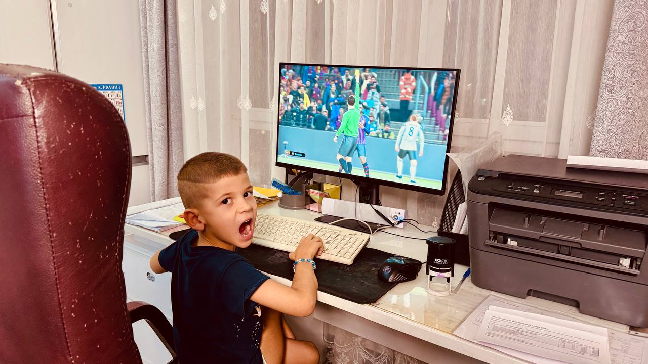 Почему детям не стоит проводить много времени с телефоном: руководство для родителей