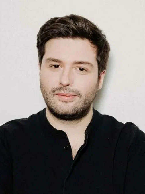 Учитель Илья 